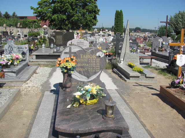 Grób Marian Tabor