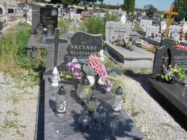 Grób Władysław Skulski